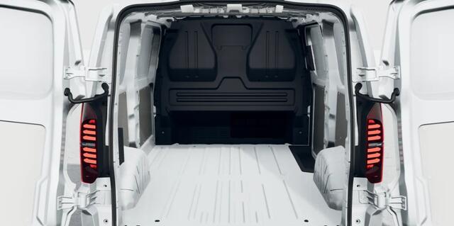 Volkswagen E-Transporter L1H1 64kWh 218pk RWD 3.2T