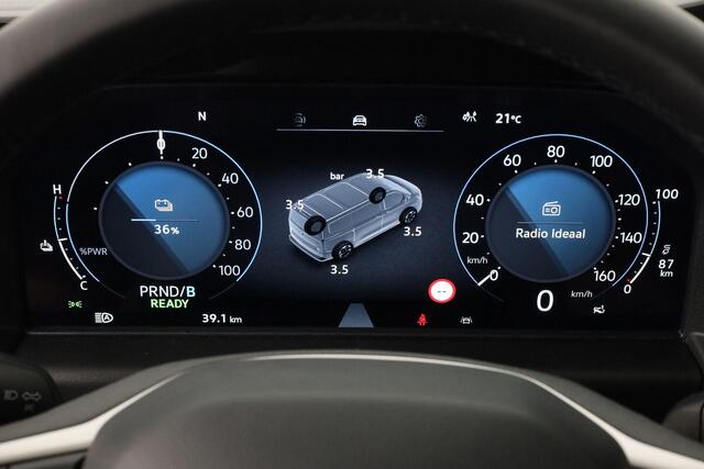 Volkswagen E-Transporter Bedrijfswagens Life Intro 160 kW / 218 pk L2 3500 mm | Warmtepomp | Achteruitrijcamera | Trekhaak | LED | Bijrijdersbank