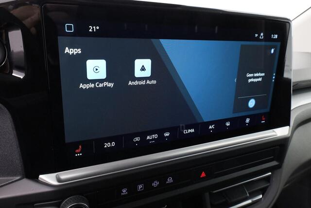 Volkswagen E-Transporter Bedrijfswagens Life Intro 160 kW / 218 pk L2 3500 mm | Warmtepomp | Achteruitrijcamera | Trekhaak | LED | Bijrijdersbank