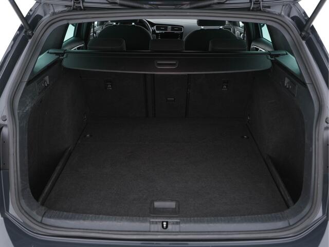 Volkswagen GOLF Variant 1.5 TSI Highline-Business R-Line-Sportpack Aut. *VIRTUAL-COCKPIT | FULL-LED | BLIND-SPOT | DAB | NAVI-FULLMAP | ADAPTIVE-CRUISE | ECC | PDC | SPORT-SEATS | PARKPILOT | 17"ALU*