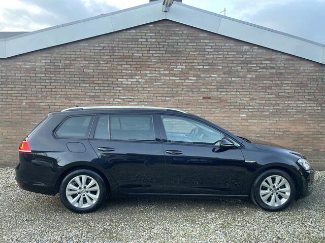 Volkswagen GOLF Variant 1.0 TSI Connected Series APK tot 26-10-2025