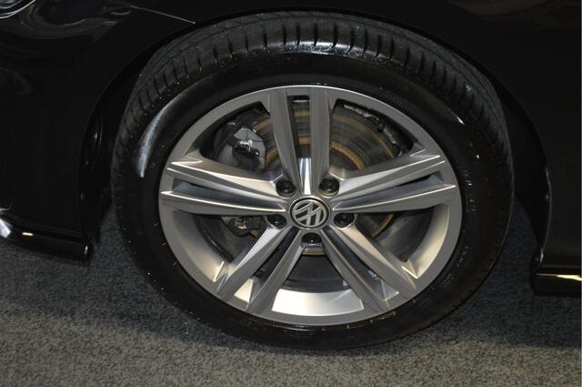 Volkswagen GOLF Variant 1.5 TSI Highline Business R , VIRTUAL COCKPIT , LED LAMPEN , NAVI , CLIMATR , PDC V+A , LMV17 ,