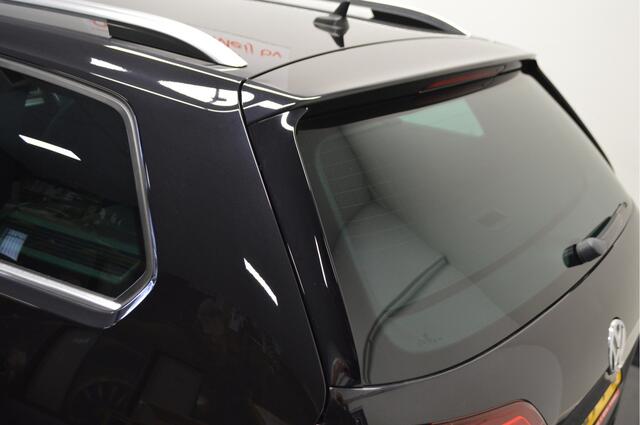 Volkswagen GOLF Variant 1.5 TSI Highline Business R , VIRTUAL COCKPIT , LED LAMPEN , NAVI , CLIMATR , PDC V+A , LMV17 ,