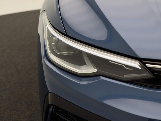 Volkswagen GOLF 1.5 eTSI R-Line Edition | Carplay | Adaptieve Cruise | Stuur/Stoel Verwarming | Camera |