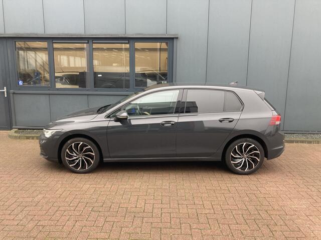 Volkswagen GOLF 1.0 eTSi DSG Life 5-drs, KEYLESS/CAMERA/WINTERPACK/17INCH