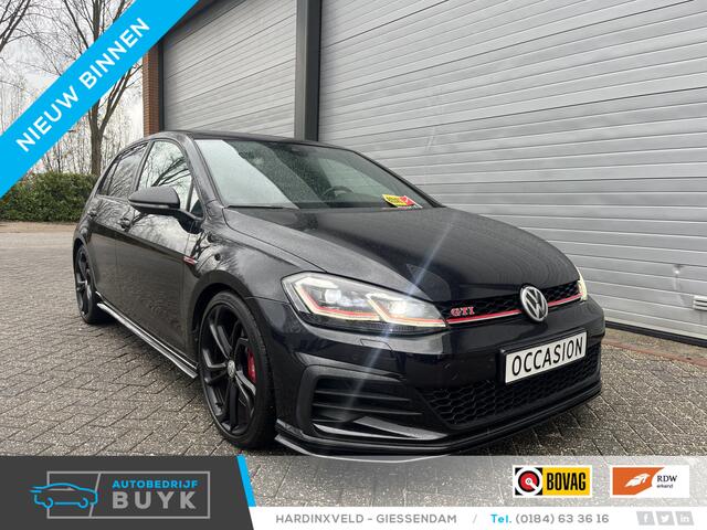 Volkswagen GOLF 2.0 TSI GTI TCR ACC/Line,Side Assist/Led/cam/Pano/virtual cockpit