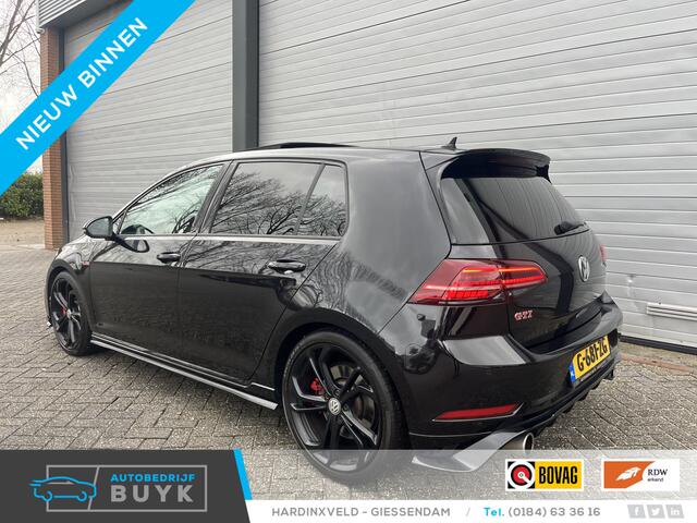 Volkswagen GOLF 2.0 TSI GTI TCR ACC/Line,Side Assist/Led/cam/Pano/virtual cockpit