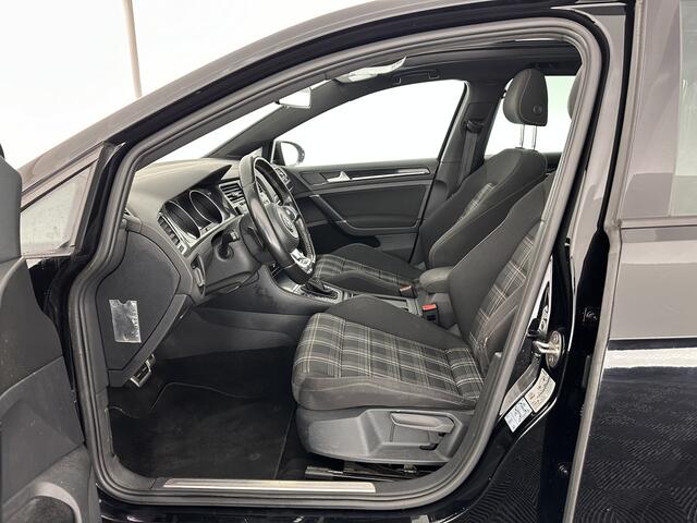 Volkswagen GOLF Variant 2.0 TDI GTD Aut. *PANO | XENON | SPORT-SEATS | 18''ALU | ECC | PDC | CRUISE*