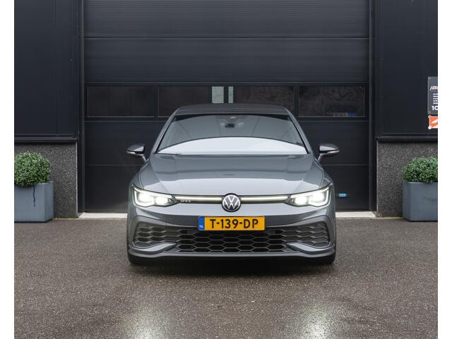 Volkswagen GOLF GTI Clubsport | 300PK | Pano | Keyless | IQ Light | Nardo | Camera | Lane & Side Assis | ACC | DCC | Sound