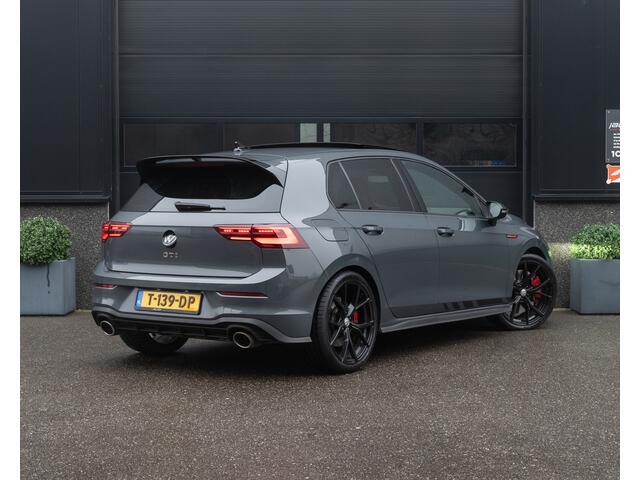 Volkswagen GOLF GTI Clubsport | 300PK | Pano | Keyless | IQ Light | Nardo | Camera | Lane & Side Assis | ACC | DCC | Sound