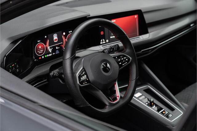 Volkswagen GOLF GTI Clubsport | 300PK | Pano | Keyless | IQ Light | Nardo | Camera | Lane & Side Assis | ACC | DCC | Sound