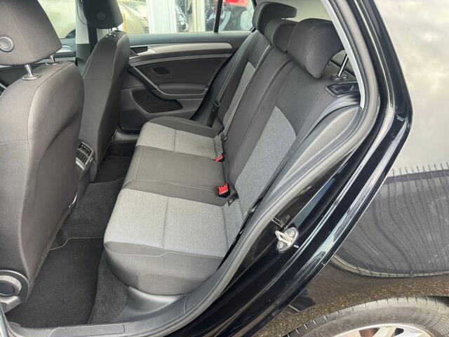 Volkswagen GOLF 1.0 TSI Edition 1e eigenaar| Airco | Trekhaak | Start/Stop functie | Elektrische ramen | Volledig dealer onderhouden | APK t/m 10-02-2026 | NAP |