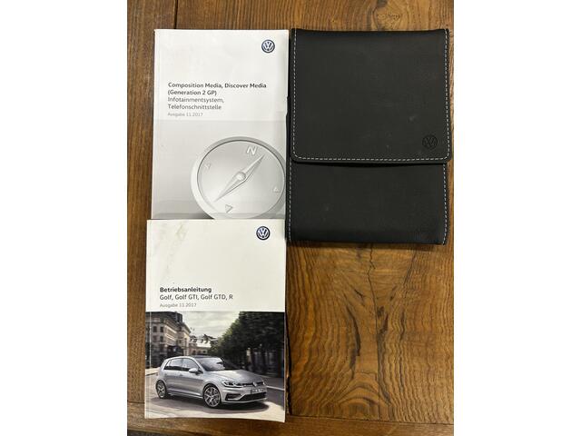 Volkswagen GOLF 2.0 TSI 4Motion R | Panoramadak | Keyless | Digital dashboard | Adaptieve cruise control | Climate control | Apple carplay | Achteruitrijcamera | Adaptief onderstel | Dodehoeksdetectie | Lane assist | Elek. inklapbare spiegels | Stoelverwarming