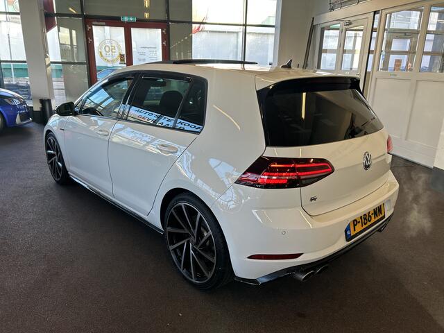 Volkswagen GOLF 2.0 TSI 4Motion R | Panoramadak | Keyless | Digital dashboard | Adaptieve cruise control | Climate control | Apple carplay | Achteruitrijcamera | Adaptief onderstel | Dodehoeksdetectie | Lane assist | Elek. inklapbare spiegels | Stoelverwarming