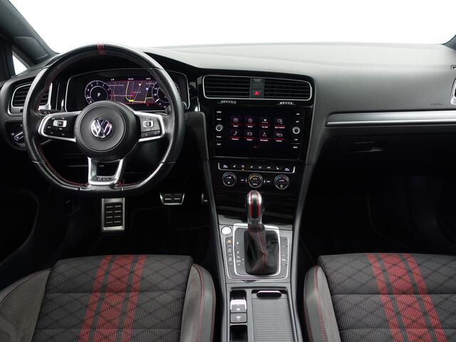 Volkswagen GOLF 2.0 TSI GTI TCR Aut- Panoramadak, Xenon Led Matrix, Dynamic Select, Keyless, Sfeerverlichting, Ada Cruise