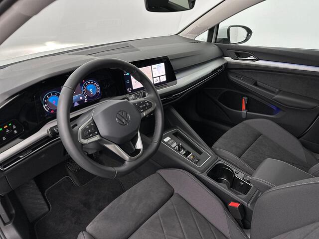 Volkswagen GOLF Variant 1.5 eTSI R-Line