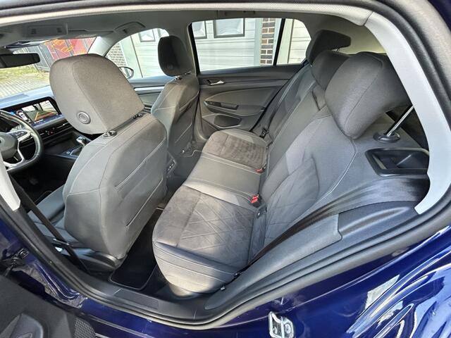 Volkswagen GOLF 1.5 TSI Style R-Line Camera*Clima Topstaat! ?