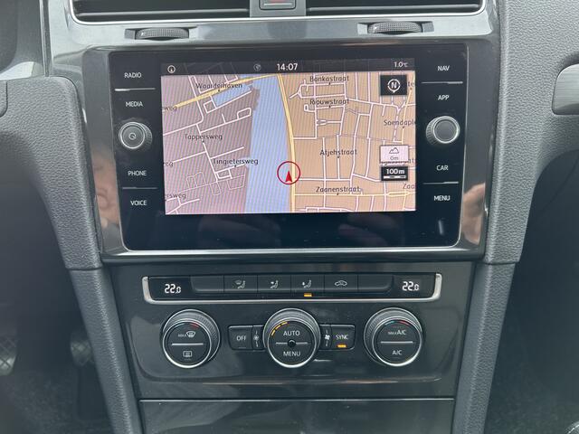 Volkswagen GOLF Variant 1.0 TSI Comfortline navigatie airco/ecc nieuwstaat