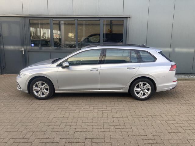 Volkswagen GOLF Variant 1.0 eTSI 110pk DSG Life NAVI/CARPLAY/VIRTUAL/SFEER/PDC/WINTERPACK