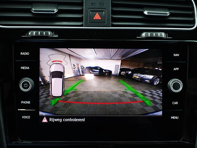 Volkswagen GOLF 7.5 2.0 TSI GTI Performance Aut- Panoramadak, Virtual Cockpit, Clubsport Interieur, Dynamic Select, Carplay