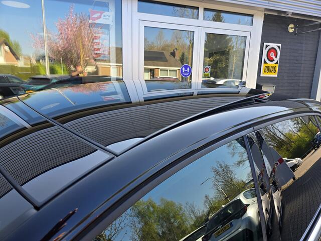 Volkswagen GOLF 1.5 eTSI Edition 50 / Panoramadak / HUD / ACC / Matrix LED