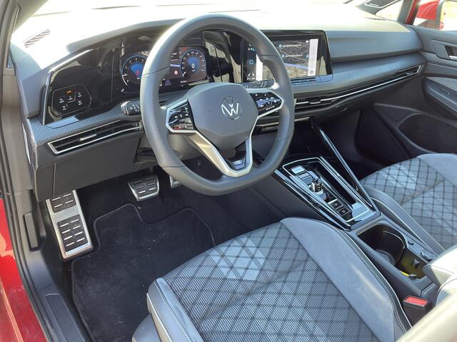 Volkswagen GOLF Variant 1.5 eTSI 150pk R-Line Business DSG / Panoramadak / Head-up Display / Camera