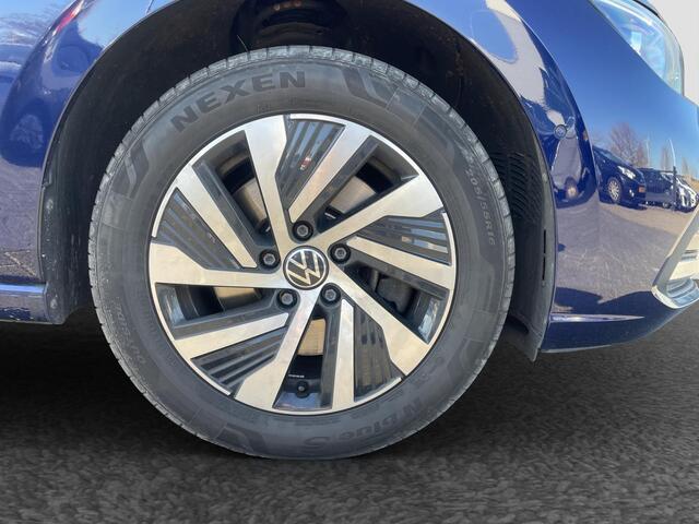 Volkswagen GOLF 1.4 eHybrid Style | Stoel geheugen | Camera | Stoel verw | Cruise
