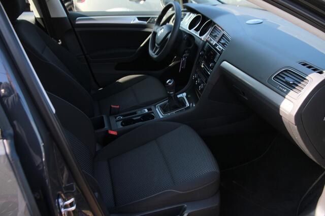 Volkswagen GOLF Variant 1.0 TSI Trendline