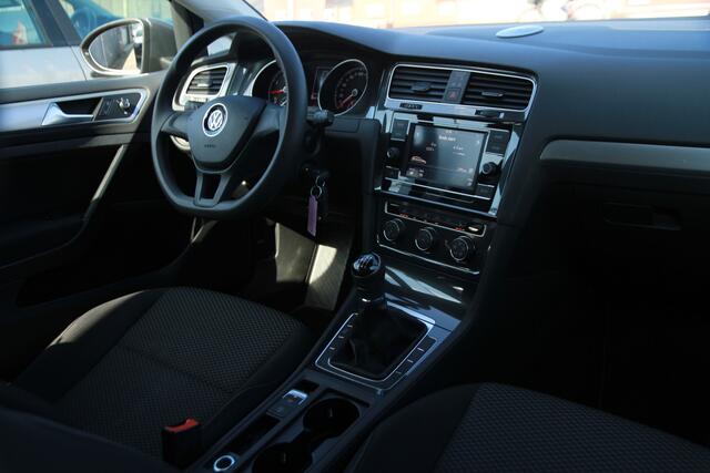 Volkswagen GOLF Variant 1.0 TSI Trendline