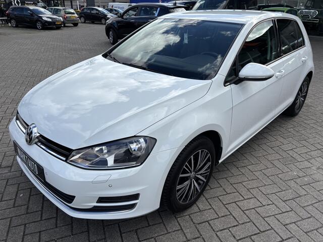 Volkswagen GOLF 1.2 TSI Allstar Navi Bluetooth PDC Stoelverwarming