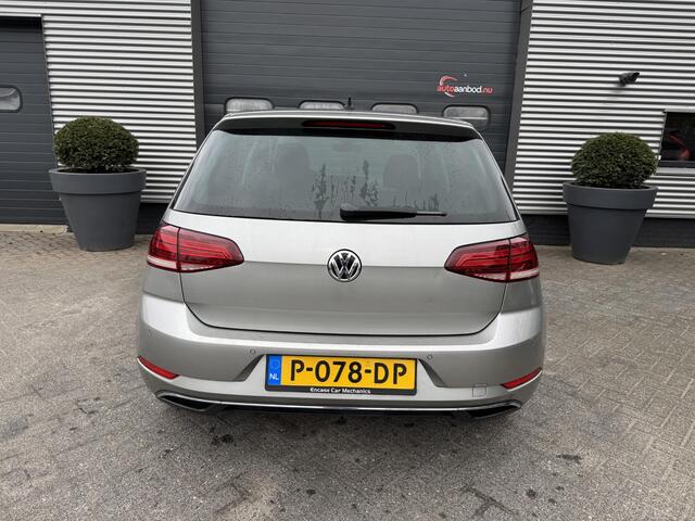 Volkswagen GOLF 1.5 TSI Highline | Adaptive Cruise Control | Lane Assist | Navigatie | Carplay | Parkeersensoren | Stoelverwarming |