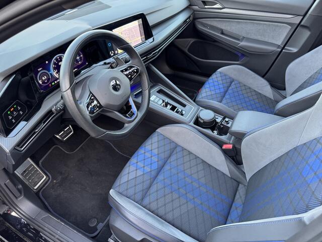 Volkswagen GOLF Pano HUD Drift