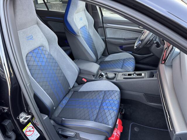 Volkswagen GOLF Pano HUD Drift