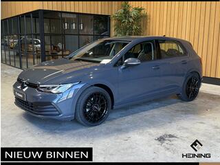 volkswagen-golf-1.0-etsi-life-navi.