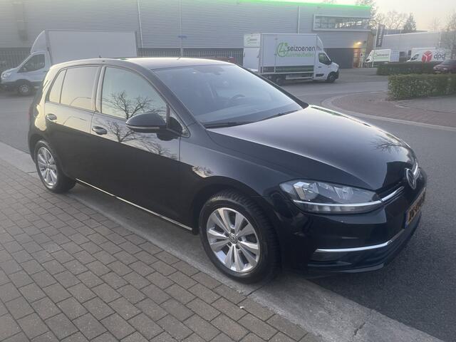 Volkswagen GOLF 1.0 TSI Comfortline, golf 7 1/2, NAP, Carplay