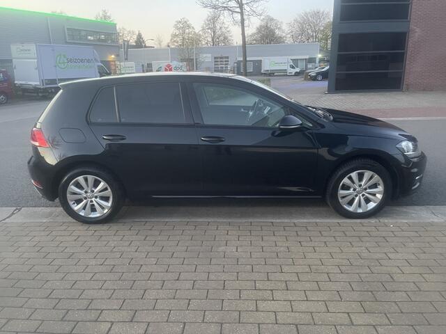 Volkswagen GOLF 1.0 TSI Comfortline, golf 7 1/2, NAP, Carplay