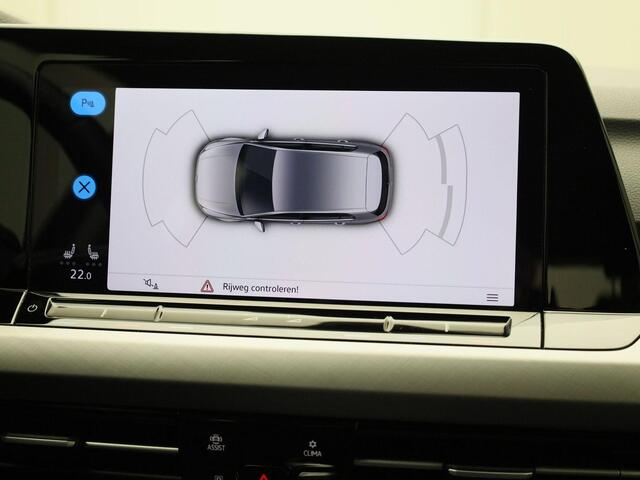 Volkswagen GOLF 1.5TSI/130PK Life · Navigatie · LED · Stoelverwarming · Garantie tot april 2026