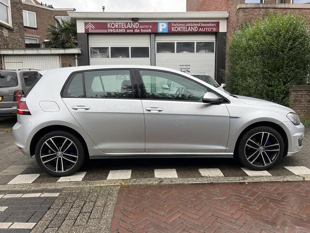 Volkswagen GOLF 1.4 TSI GTE l Navi l Trekhaak l incl. BTW l NL-auto