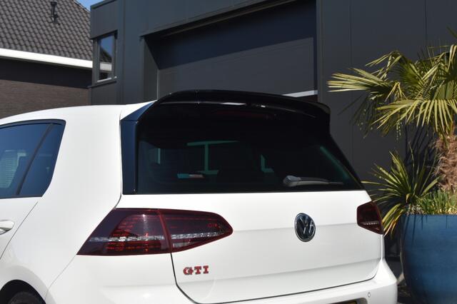 Volkswagen GOLF 2.0 TSI GTI Clubsport schaalstoelen