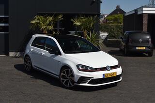 volkswagen-golf-2.0-tsi-gti-clubspo