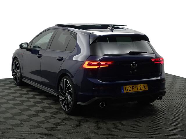 Volkswagen GOLF 2.0 TSI GTI Aut- Panoramadak, Harman Kardon, Sfeerverlichting, Stuur/Stoelverwarming, Park Pilot