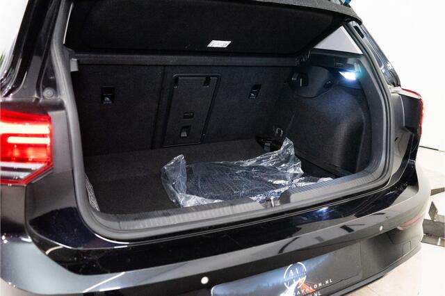 Volkswagen GOLF 1.0 eTSI Life Business 111PK | Sfeer | ACC | Virtual | Camera | Garantie