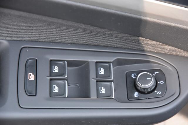 Volkswagen GOLF Variant 1.5 TSI Life Business | TREKHAAK | 130PK |