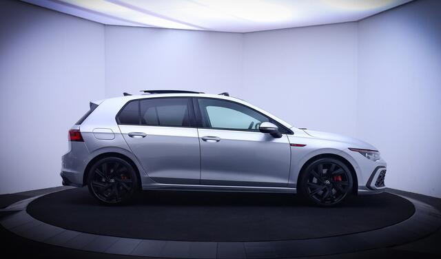 Volkswagen GOLF 2.0GTI Dsg. IQ LIGHTS PANO/NAVI/APP CONNECT/STUUR+STOELVERW./ACC/BLINDSPOT/CAMERA/LMV 18''