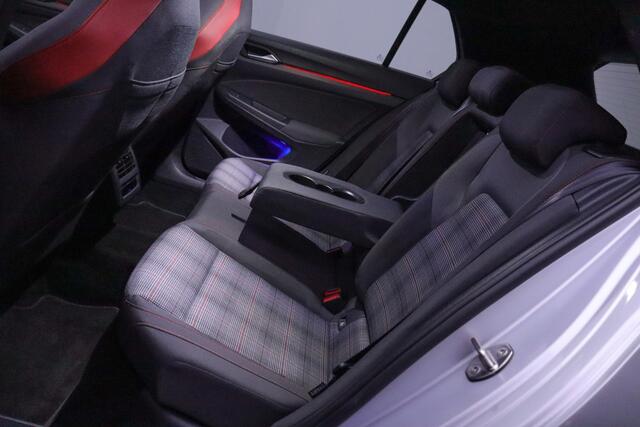 Volkswagen GOLF 2.0GTI Dsg. IQ LIGHTS PANO/NAVI/APP CONNECT/STUUR+STOELVERW./ACC/BLINDSPOT/CAMERA/LMV 18''