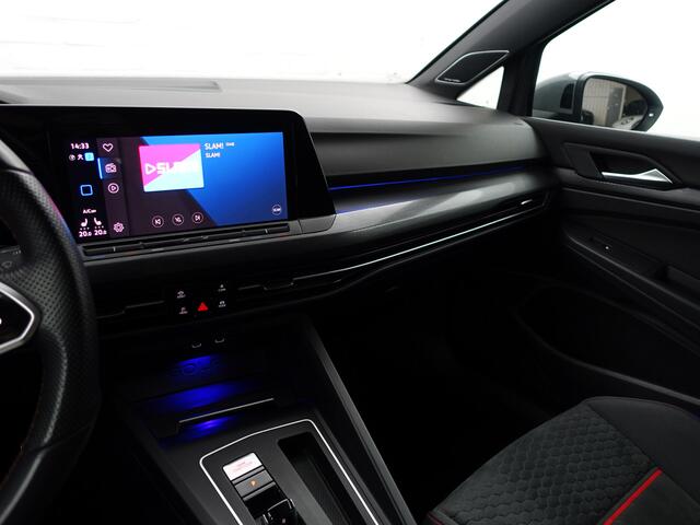 Volkswagen GOLF 2.0 TSI GTI Clubsport Aut- Panoramadak, Harman Kardon, Sfeerverlichting, Stuur/Stoelverwarming, Xenon Led Matrix