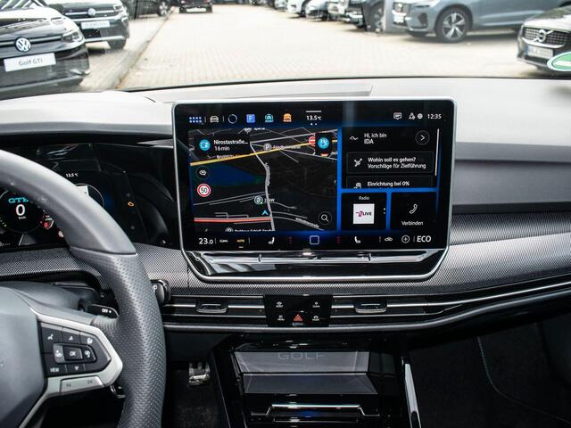 Volkswagen GOLF GTE 272PK Matrix IQ LIGHT 18 Inch Head Up Trekhaak 360° Camera Dynamic Chassis Control