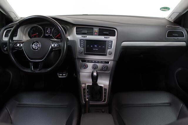 Volkswagen GOLF 1.8 TSI Comfortline | Pano | Camera | Led | Cruise | Leder