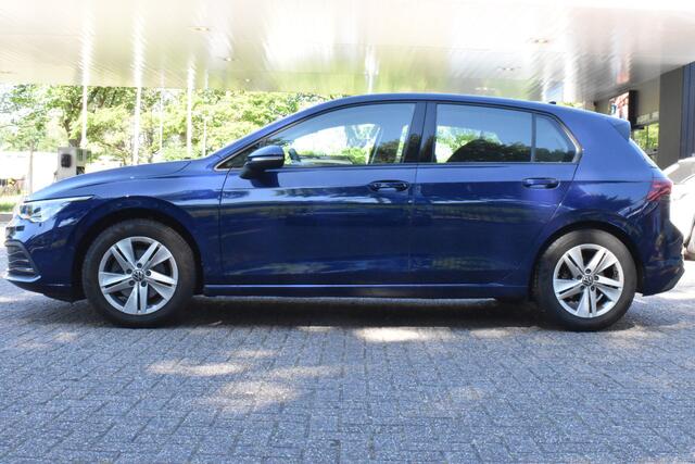 Volkswagen GOLF 1.0 eTSI Life Carplay Navi | Virtual | Adaptieve Crusie 12 mnd BOVAG garantie Whatsapp 06-53188999