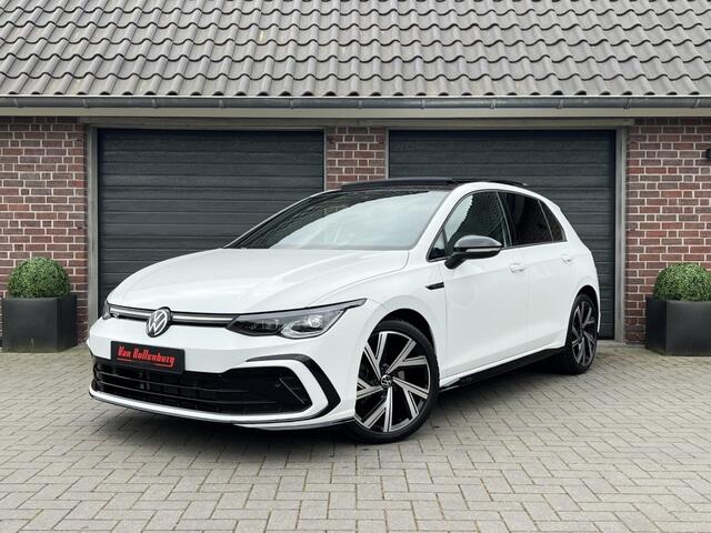 Volkswagen GOLF 1.5 eTSI DSG R-Line Panorama IQ Keyless Blackstyle